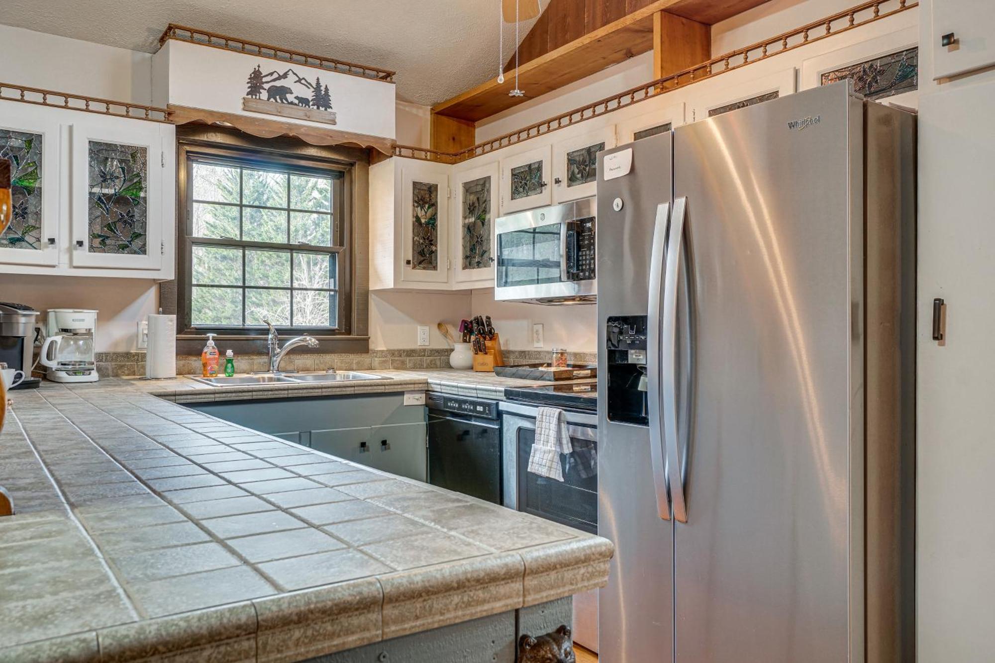 Charming Cabin With Fire Pit And Decks About 7 Mi To Helen Sautee Nacoochee Exteriér fotografie