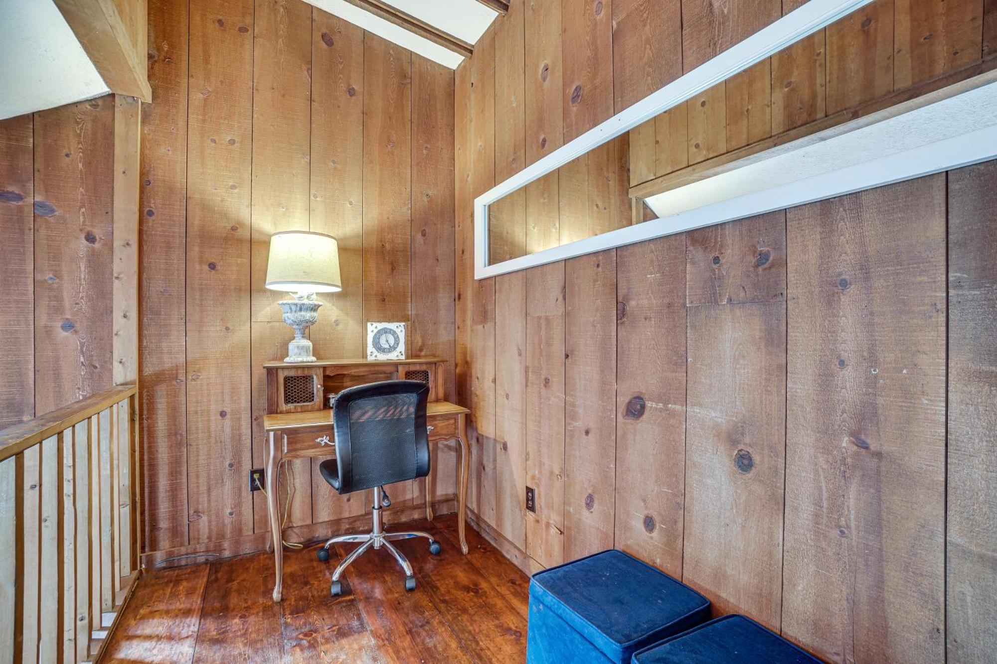 Charming Cabin With Fire Pit And Decks About 7 Mi To Helen Sautee Nacoochee Exteriér fotografie