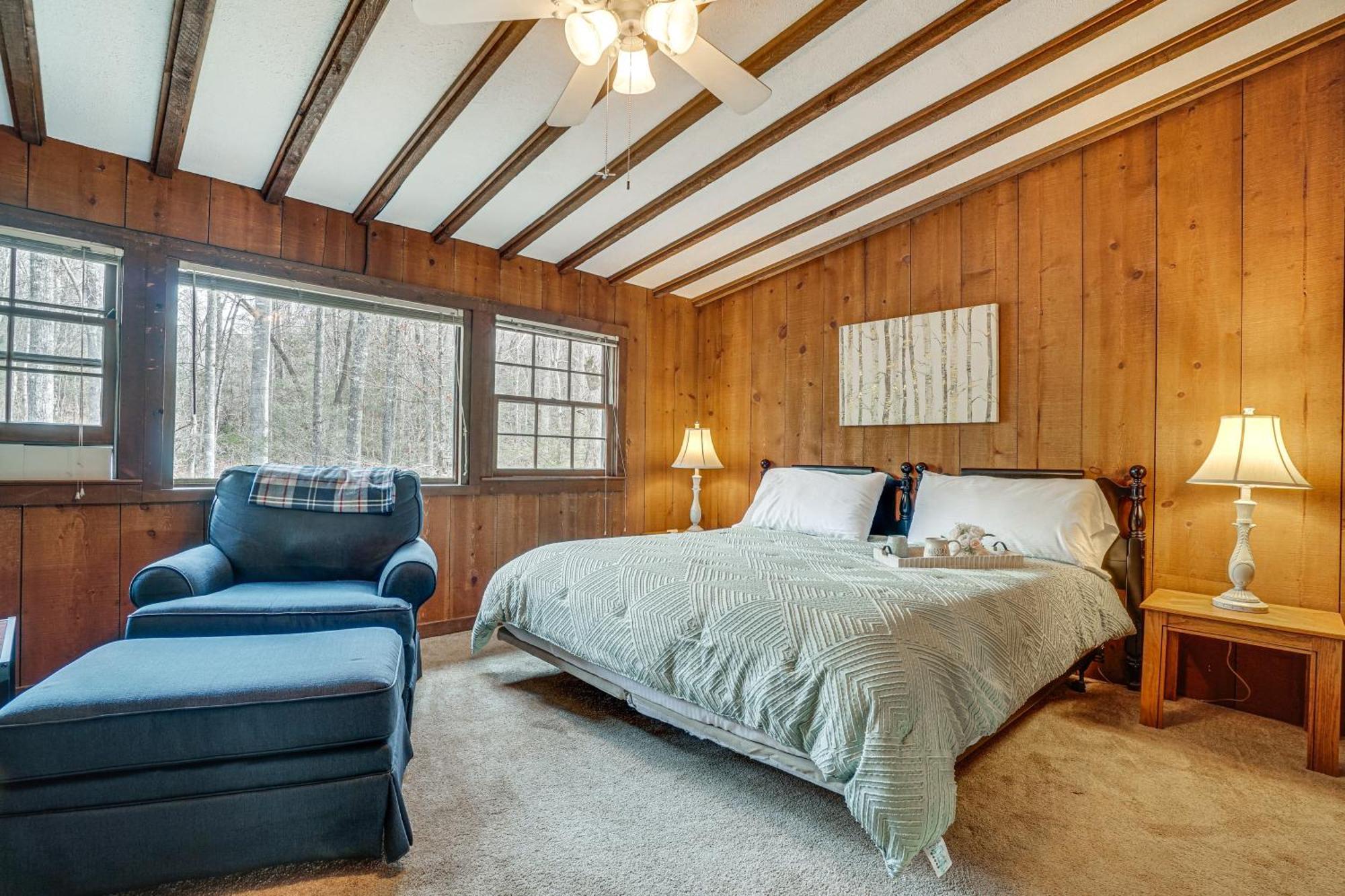 Charming Cabin With Fire Pit And Decks About 7 Mi To Helen Sautee Nacoochee Exteriér fotografie